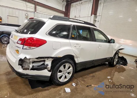 2011 Subaru Outback 2.5I Premium z USA, uszkodzony, nr VIN 4S4BRCCC4B3343543